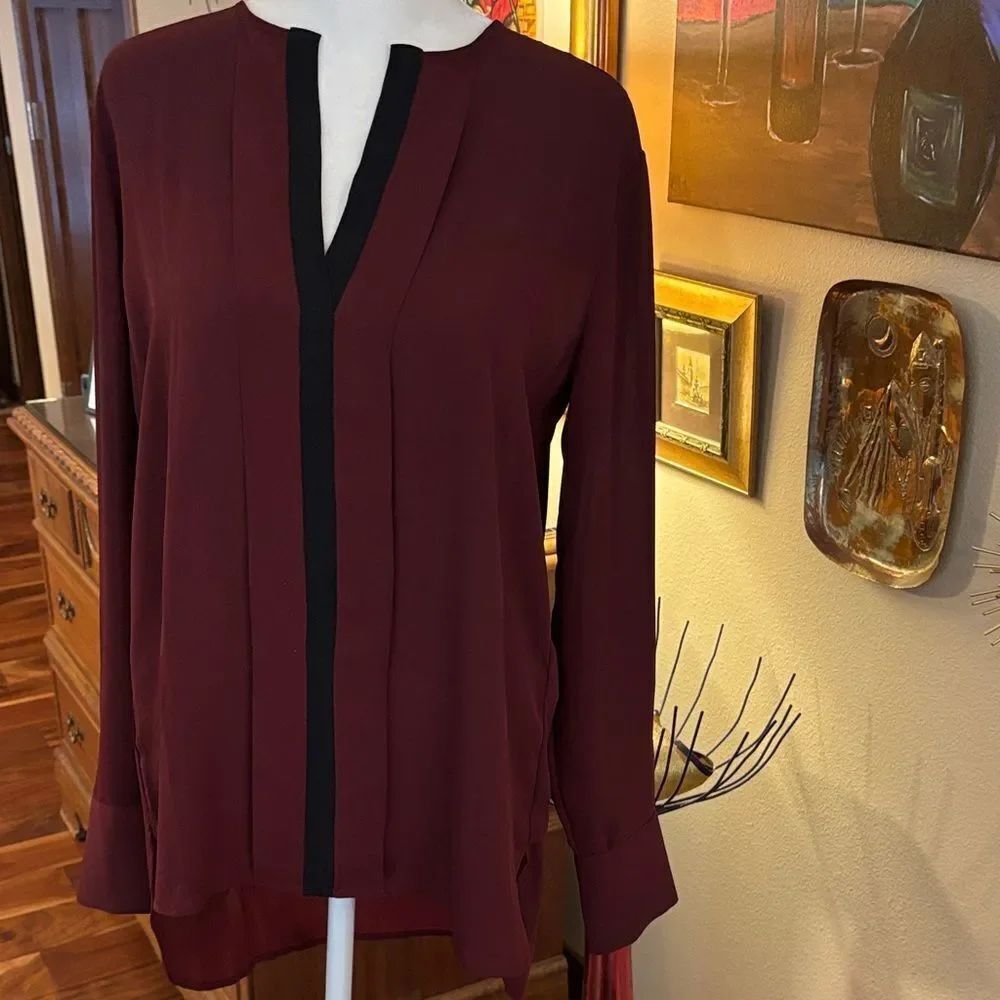Banana Republic Pleated Popover Blouse - Small